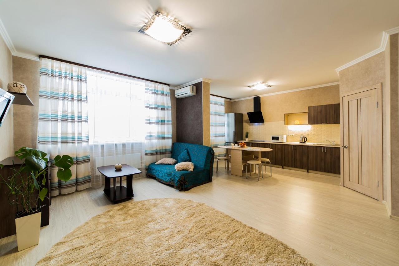 קייב Studio Apartment On Bazhana מראה חיצוני תמונה
